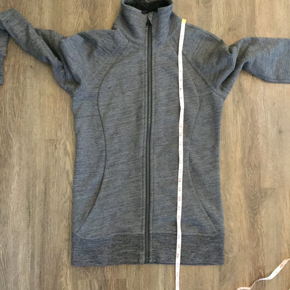 Lululemon Huddle & Hustle Jacket Heathered Grey - Picture 14 of 15